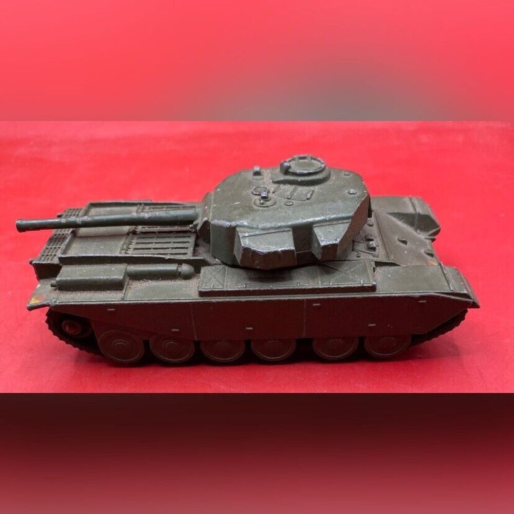 Vintage WW2 Army Centurion Tank Military Dinky #651 Iron Green 5”